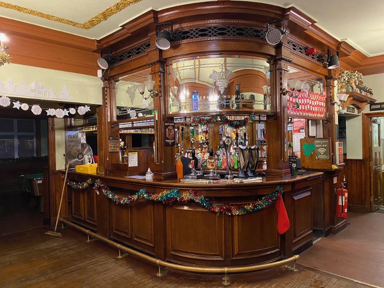 Bar servery