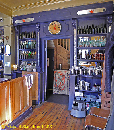 Victorian Bar Back.  by Michael Slaughter. Published on 22-05-2020