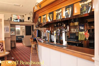 Left Hand Bar.  by Geoff Brandwood. Published on 