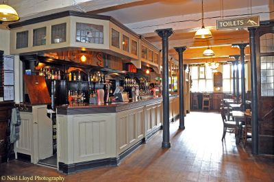 Main Bar.  by Neil Lloyd Photography. Published on  