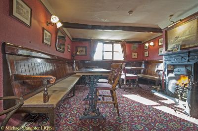 Middle Snug.  by Michael Slaughter. Published on 